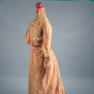 ECRU BATTENBURG LACE TEA GOWN, c. 1904