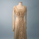 ARTS &amp; CRAFTS WEDDING GOWN, c. 1912
