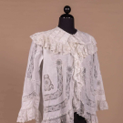 EDWARDIAN INSERT LACE BATISTE BED JACKET, 1900s