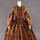 BROWN &amp; BLACK PLAID SILK DAY DRESS, EARLY 1850s