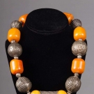 AMBER &amp; SILVER BEAD NECKLACE
