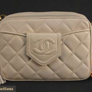 CHANEL BEIGE LAMBSKIN PURSE, 1980s