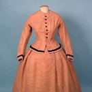 APRICOT WOOL DAY DRESS, VERMONT, 1860s