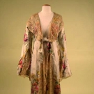 FLORAL LAME DRESSING GOWN, EARLY 20th C